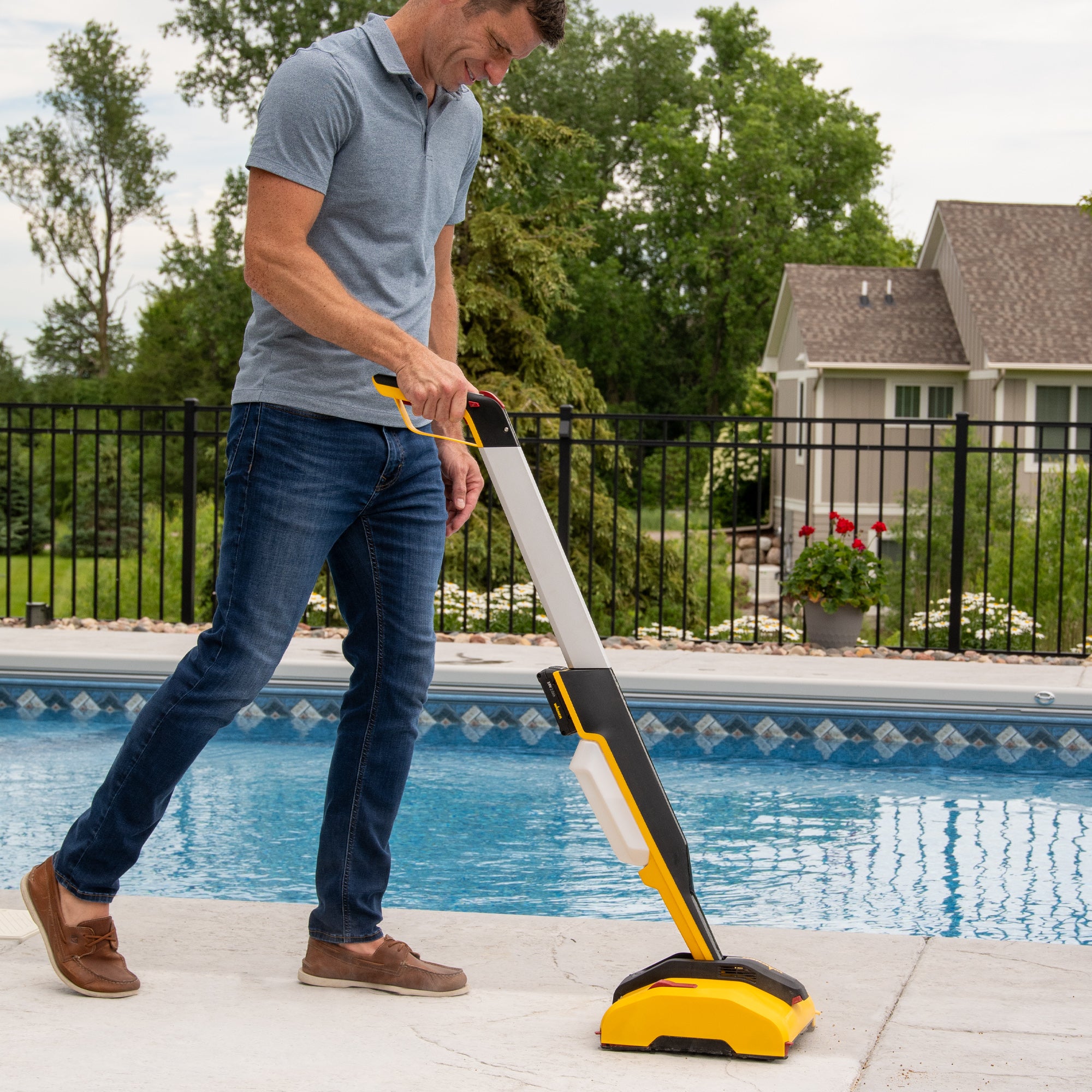 Levaro Powerbrush 18V Cordless (Stone & Patio) Outdoor Cleaner Image:10